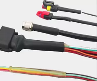 Tubo termorretr&aacute;ctil de PE libre de hal&oacute;genos utilizado para levantar el motor de la l&aacute;mpara cin&eacute;tica