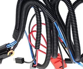 Tubo corrugado utilizado para mazos de cables de autom&oacute;viles.